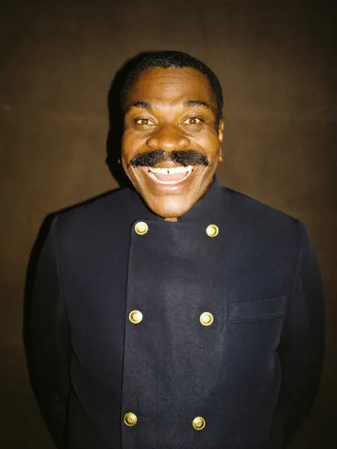 Retrato de Capitão Fanfarra, O Mestre de Cerimônias, personagem do Joken Rush