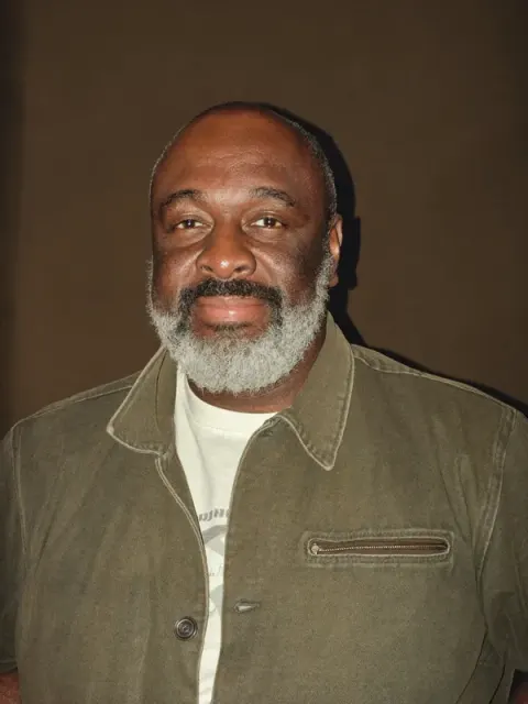 Retrato de Mestre Tonin, O Velho Guarda, personagem do Joken Rush